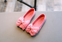 Load image into Gallery viewer, Fashion Girls Princess Dance Flat Shoes Kids Girl Dress Party Shoes Children Single First Walkers Soft Non-Slip Crib Shoes Girls